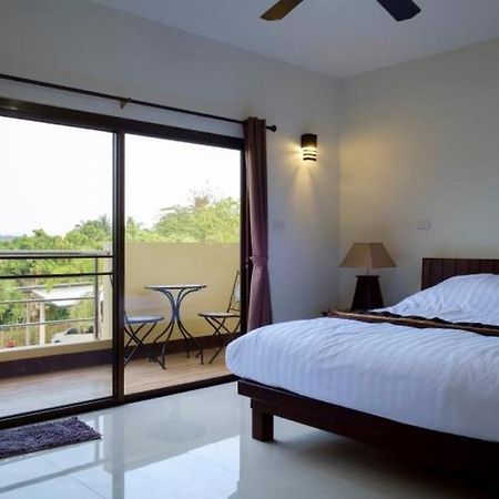 Relax Garden House Hotel Chiang Mai Bagian luar foto