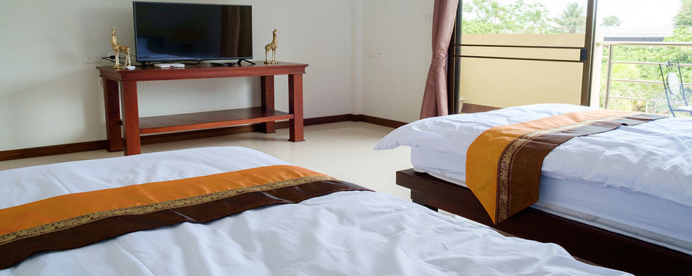 Relax Garden House Hotel Chiang Mai Bagian luar foto